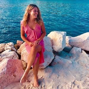 Meet your Posher, Gabrielle